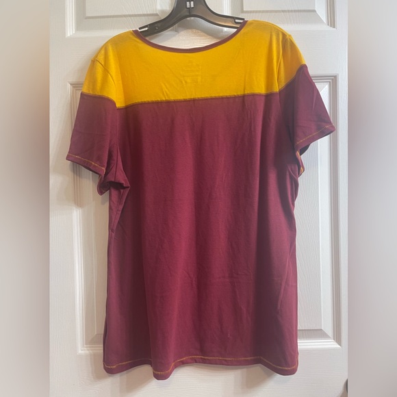 NWT Washington Redskins Wmns XXL Majestic Tshirt - Picture 2 of 5
